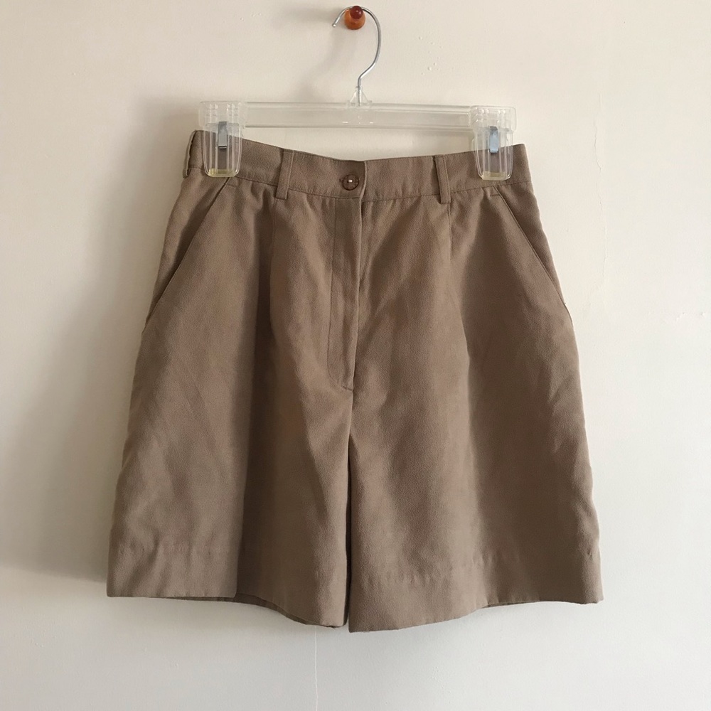 Vintage high waisted tan shorts